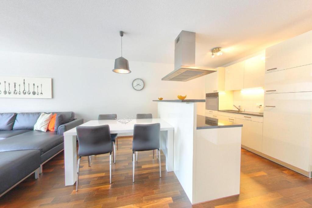 Relax And Recharge By The Lake! Modern Morges Apartments, Ap26 Exterior foto